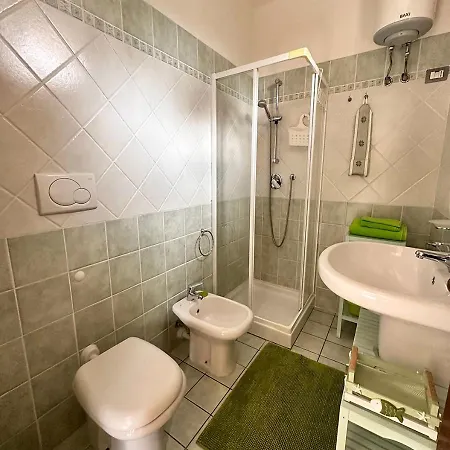 Homes- Crisalide Guest house La Maddalena (Sassari)