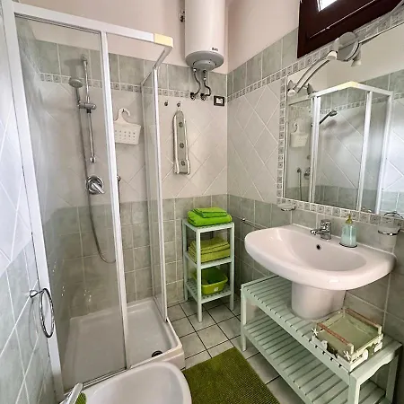 Homes- Crisalide Guest house La Maddalena (Sassari)
